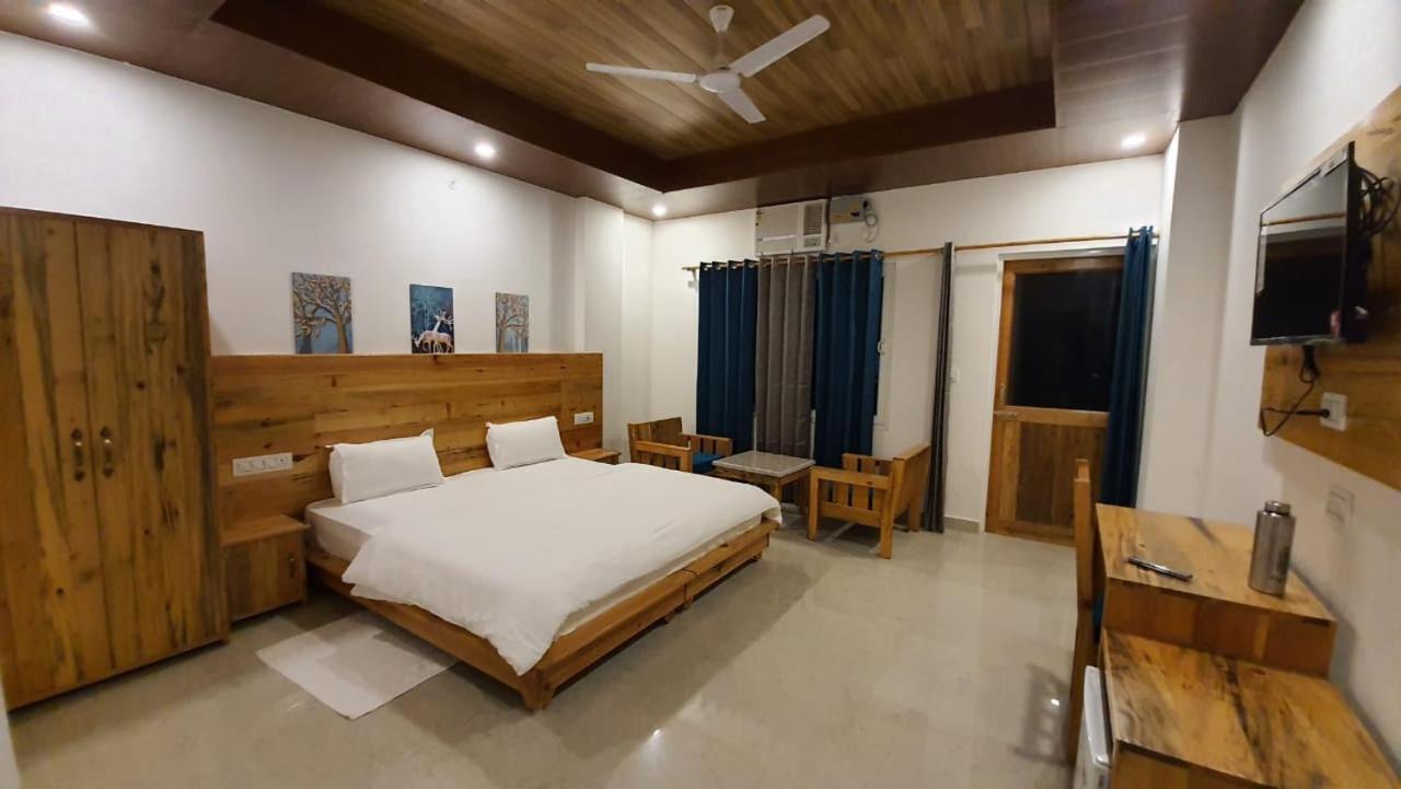 Hill Hoppers Hotel Rishīkesh Dış mekan fotoğraf