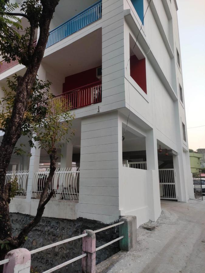Hill Hoppers Hotel Rishīkesh Dış mekan fotoğraf