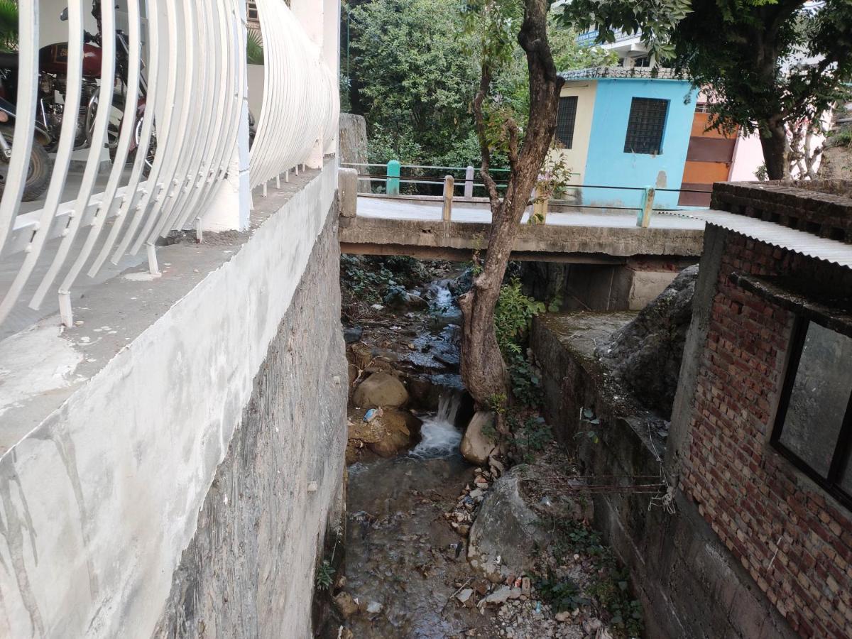 Hill Hoppers Hotel Rishīkesh Dış mekan fotoğraf